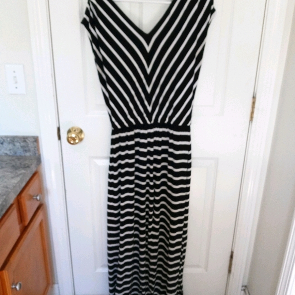 Black and White Stripped Maxi Dress
